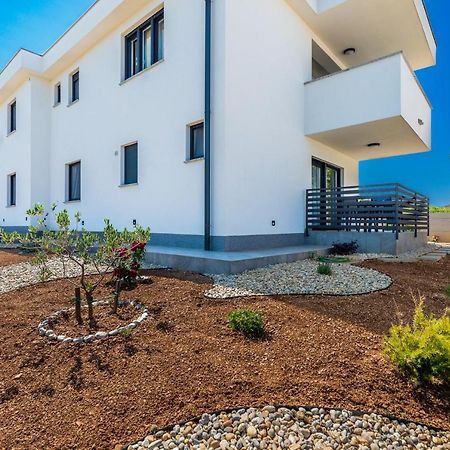 Apartman Jugo Пунат Экстерьер фото