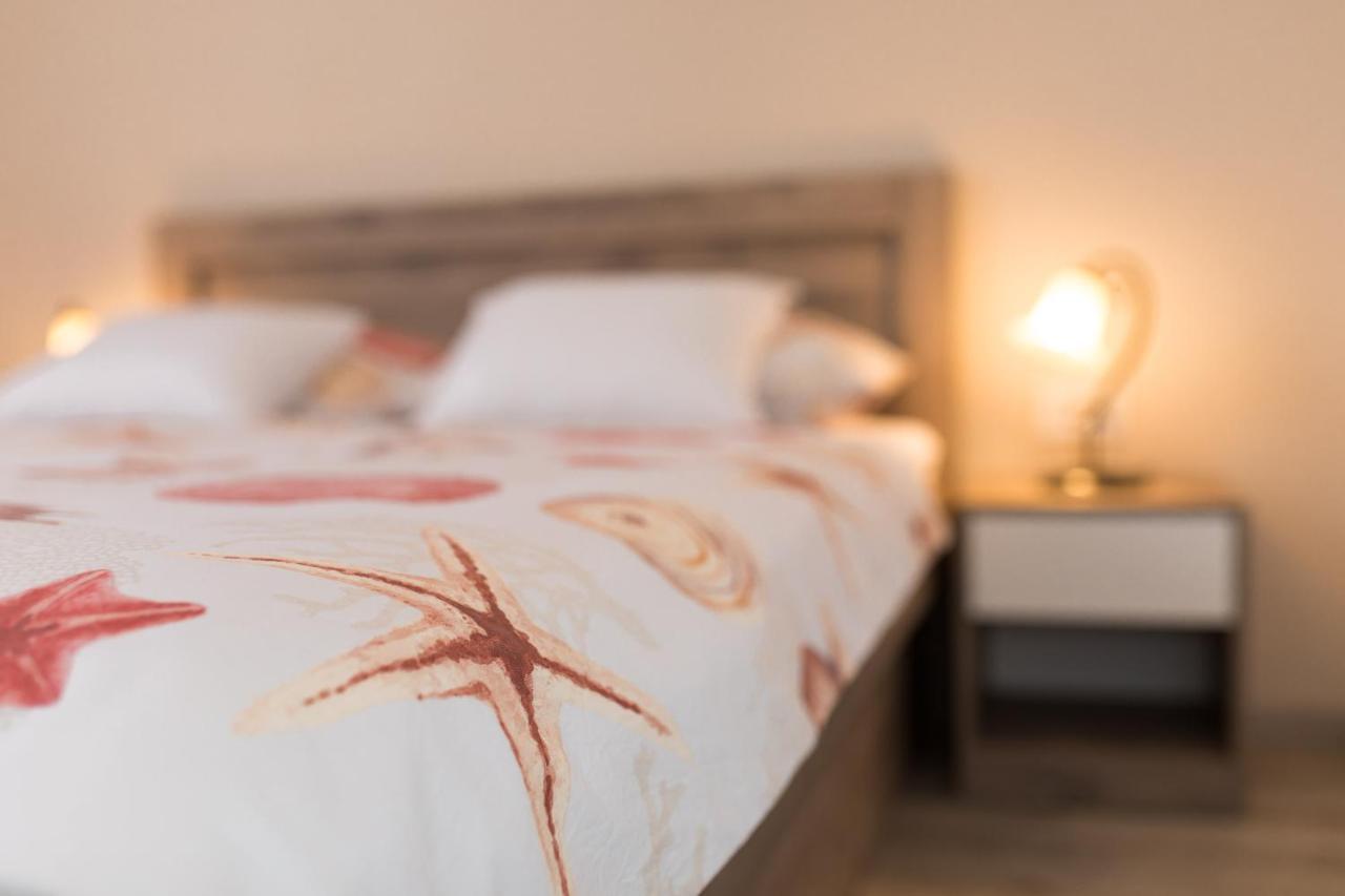 Apartman Jugo Пунат Экстерьер фото